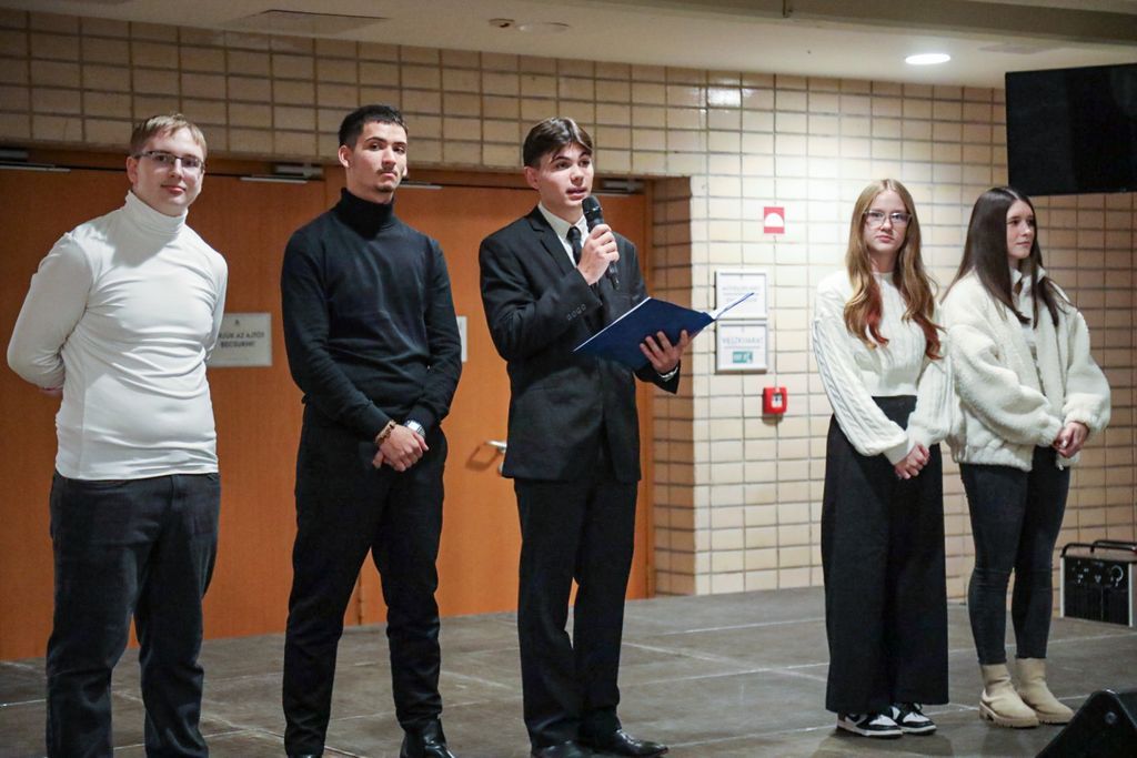 Utolsó kampányrendezvényüket is megtartották a diákpolgármester-jelöltek