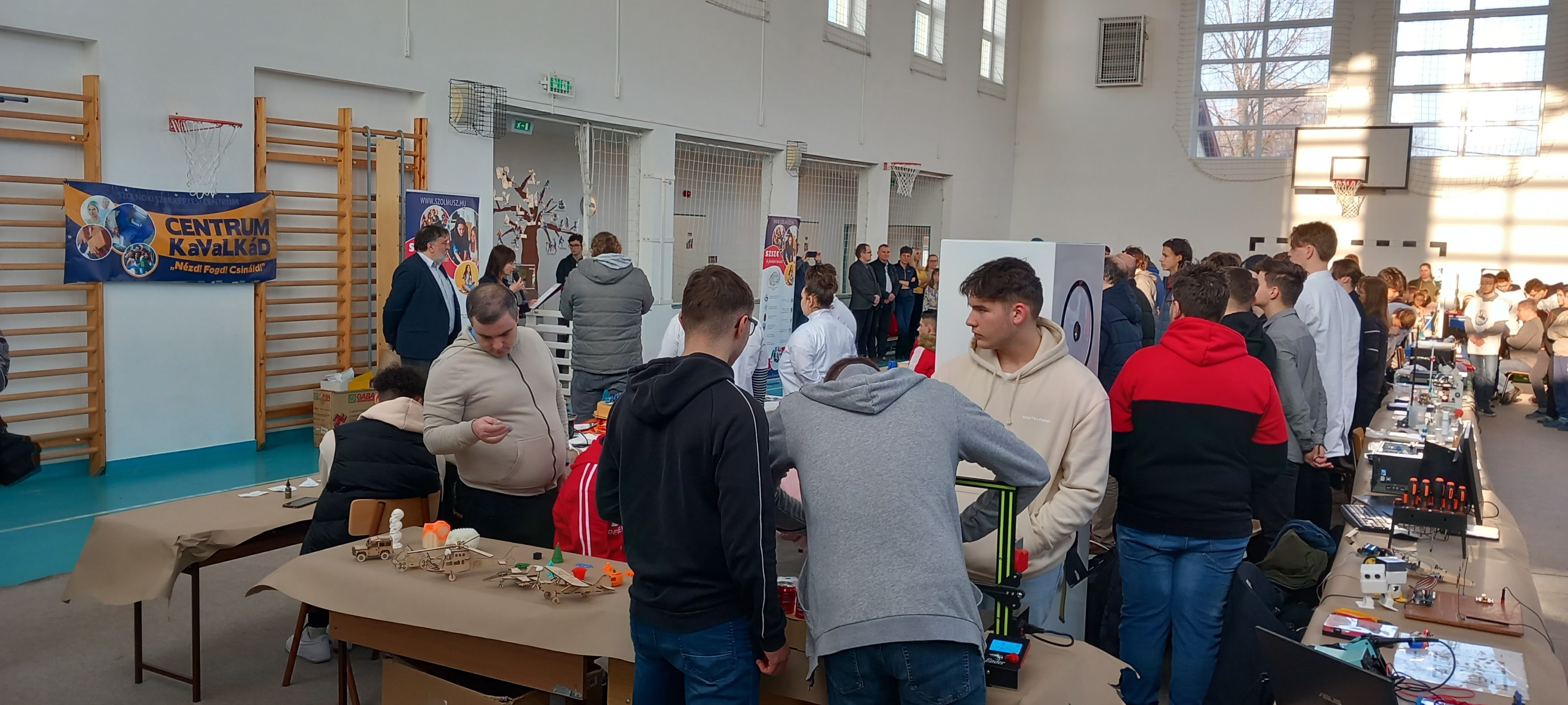 Centrum Kavalkád a Szajoli Kölcsey Ferenc Általános Iskolában