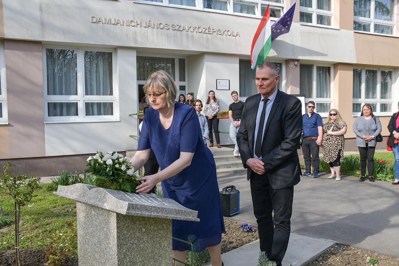 80 éves a DAMI