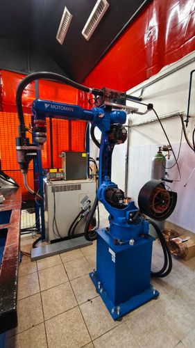 20260225_robotika cikk_hegesztő robot_2.jpg